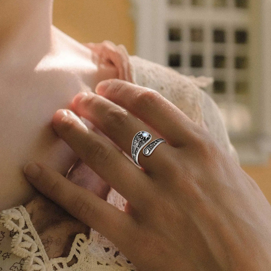 925 Silver Goddess Moon Ring