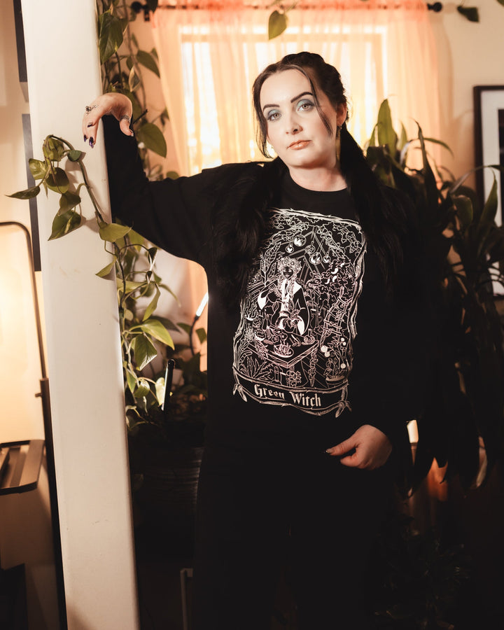 Green Witch Tarot Card Long Sleeve Sweatshirt