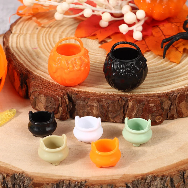 Halloween Mini Cauldrons