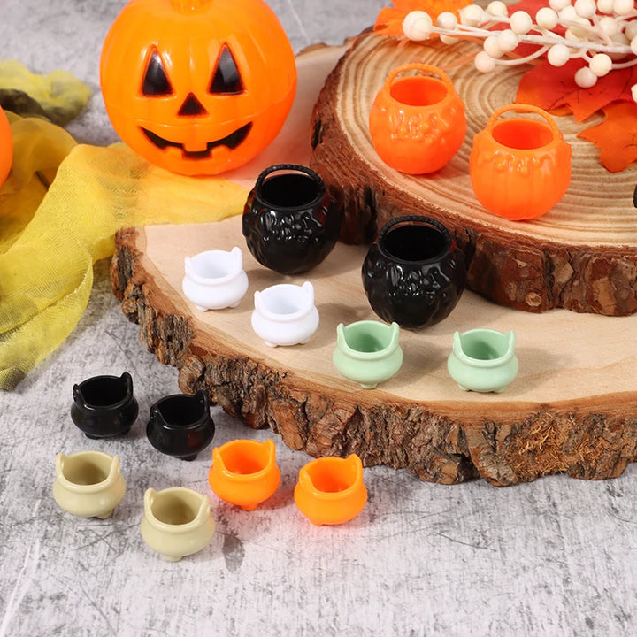 Mini Halloween Cauldrons