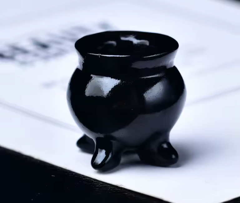 Obsidian Crystal Cauldron