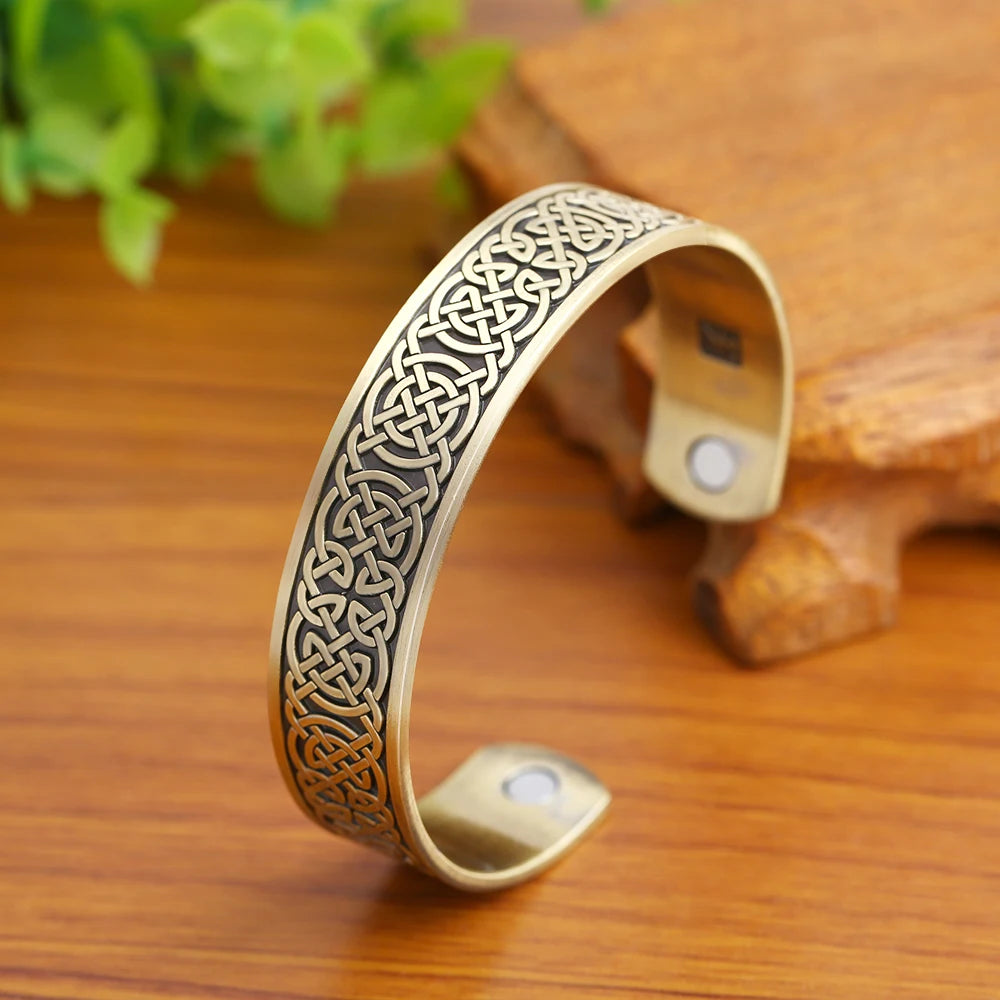 Gold Celtic Knot Bracelet