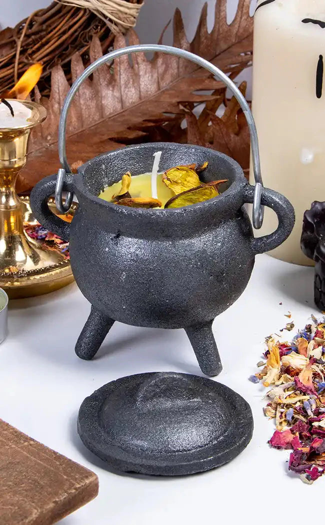 Sandalwood Cauldron Candle
