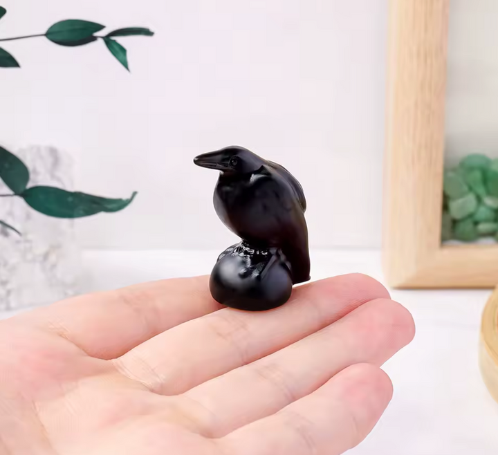 Obsidian Raven Statue