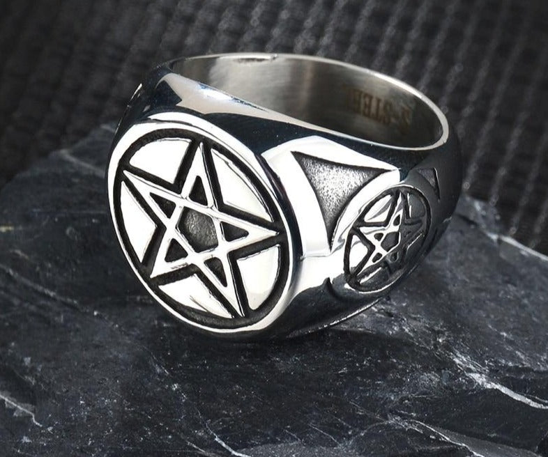 Men's Wiccan Pentacle Ring