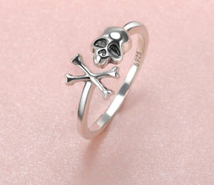 925 Sterling Silver Skull Ring For Sale | Green Witch Creations